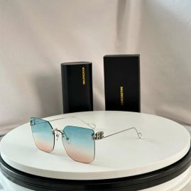 Picture of Balenciga Sunglasses _SKUfw56811880fw